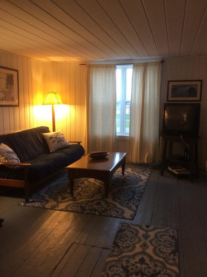 The Eastland Motel Lubec Exterior photo